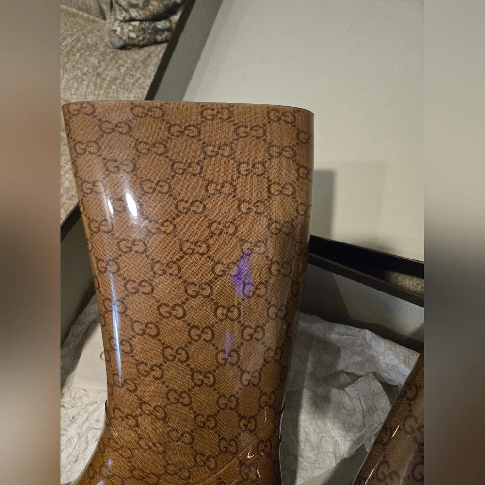 Gucci Tan Monogram Rain Boots - Picture 8 of 13